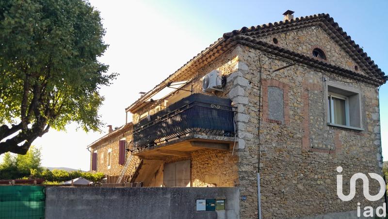 Maison - 335 m² - 13 pièces