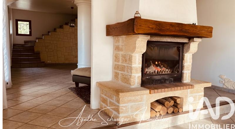 Maison - 172 m² - 5 pièces