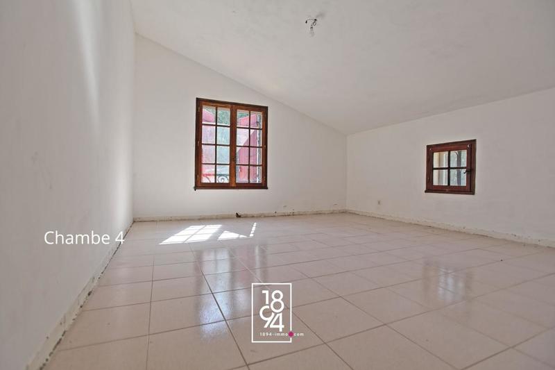 Villa - 138 m² - 5 pièces