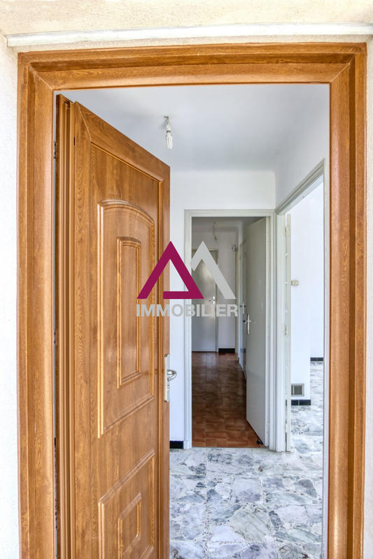 Villa - 90 m² - 5 pièces