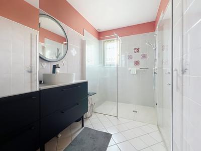 Maison - 87 m² - 4 pièces