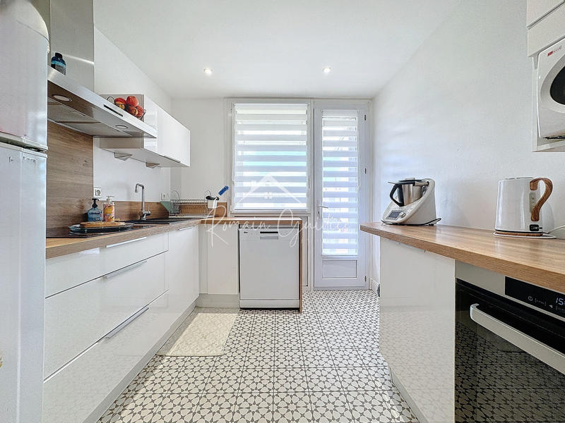 Appartement - 81 m² - 4 pièces