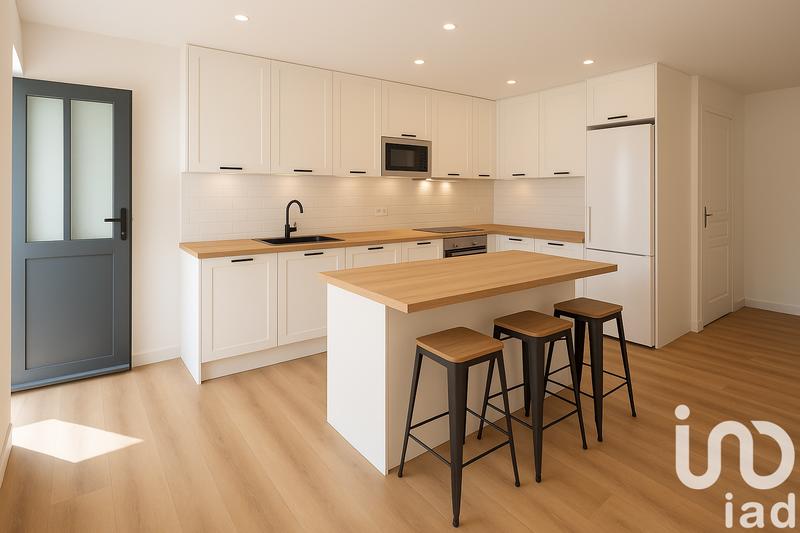 Maison - 180 m² - 9 pièces