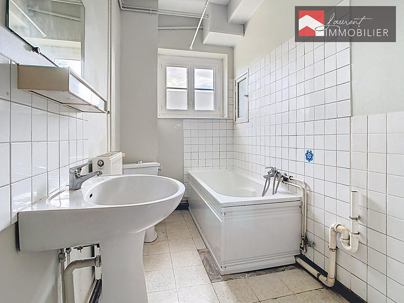 Maison - 187 m² - 7 pièces