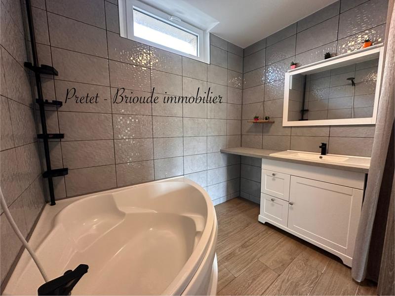 Maison - 114 m² - 5 pièces