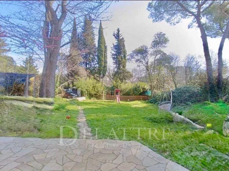 Villa - 90 m² - 4 pièces