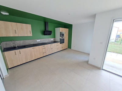 Maison - 94 m² - 4 pièces