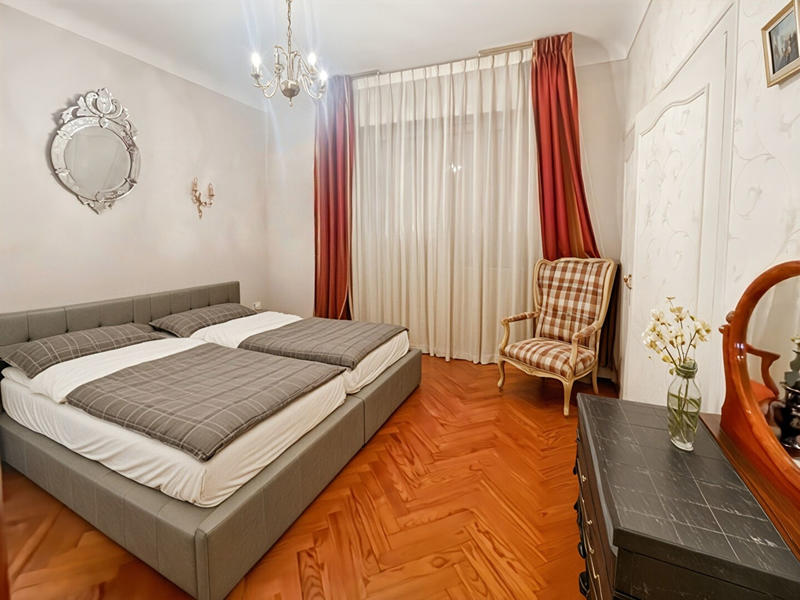 Maison - 93 m² - 5 pièces