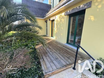 Maison - 138 m² - 6 pièces