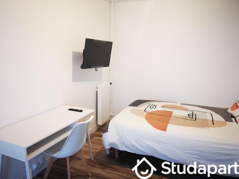 Chambre - 10 m² - 1 pièce