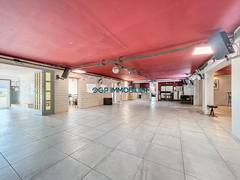 Local d'activités - 500 m²