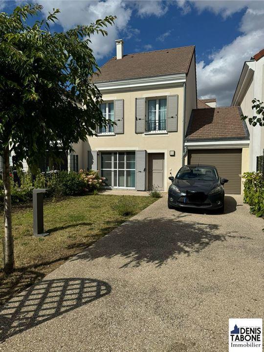 Maison traditionnelle - 82 m² - 5 pièces