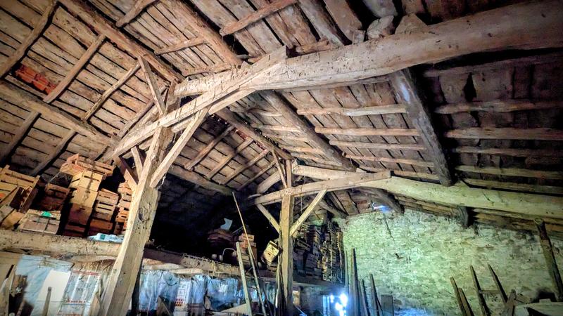 Corps de ferme - 100 m² - 5 pièces