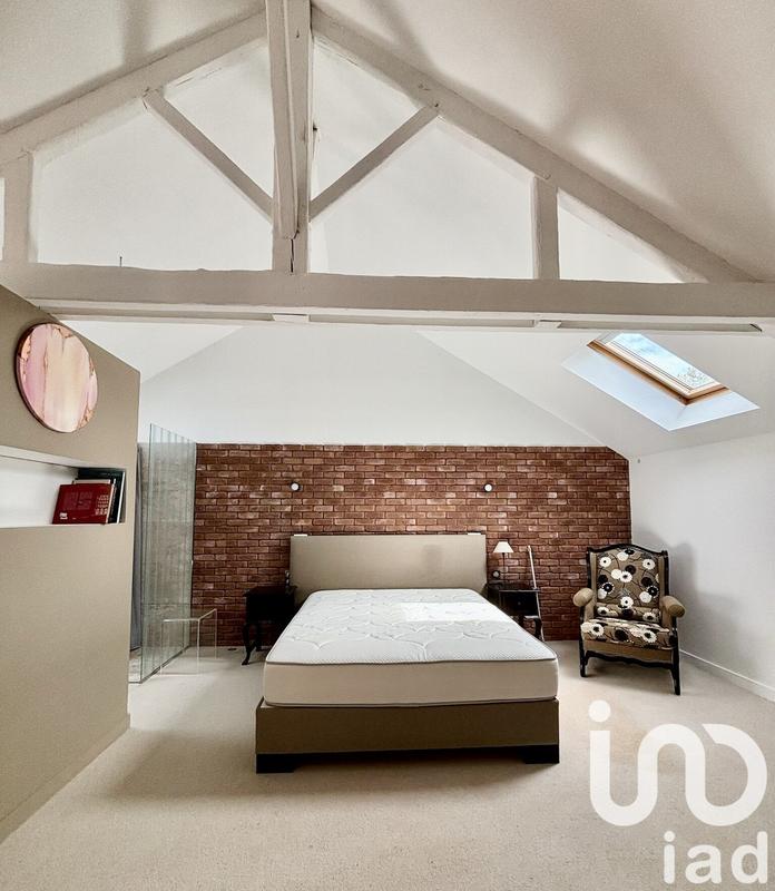 Maison - 260 m² - 7 pièces