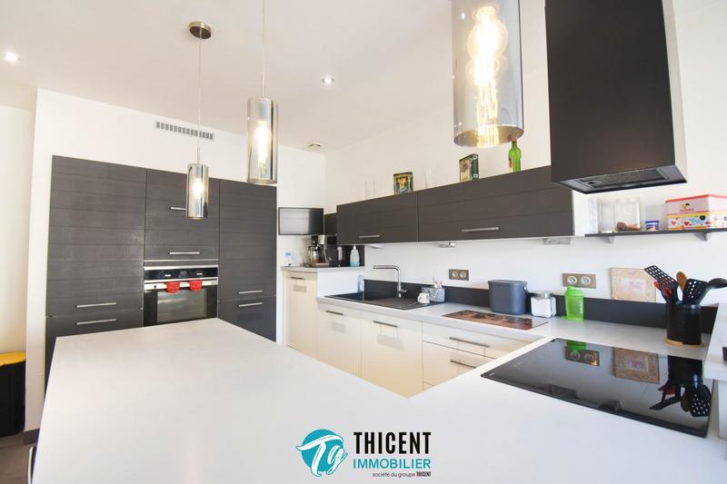 Maison - 188 m² - 7 pièces