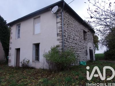 Maison de village - 80 m² - 5 pièces