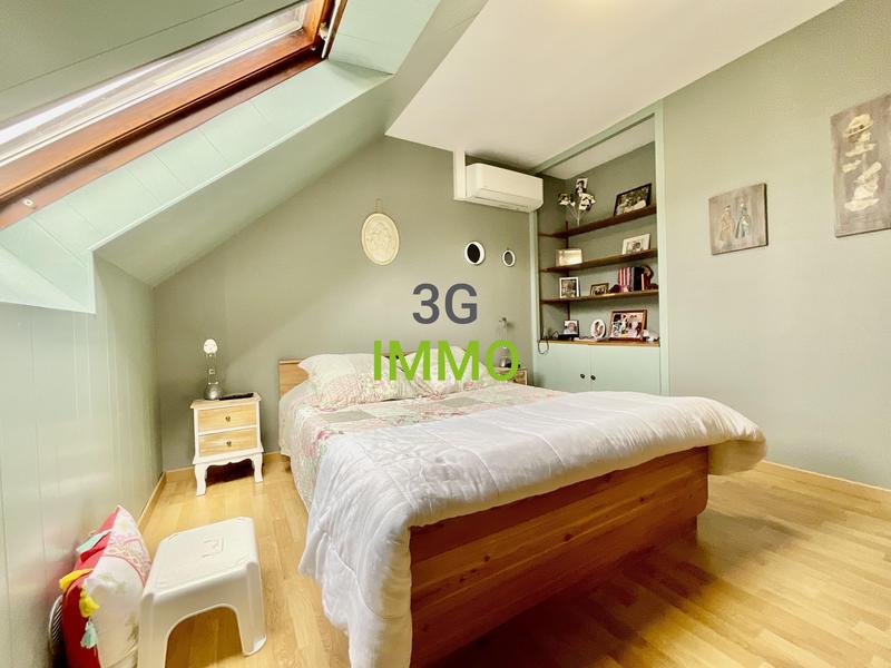 Maison jumelée - 90 m² - 5 pièces