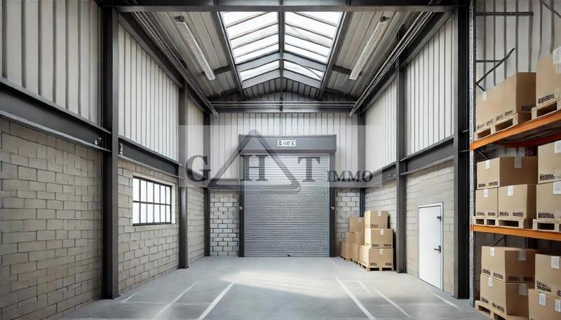 Entrepôt - 351 m²