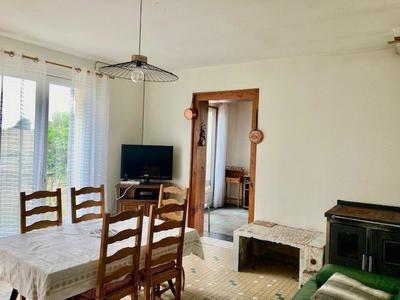 Maison - 80 m² - 6 pièces