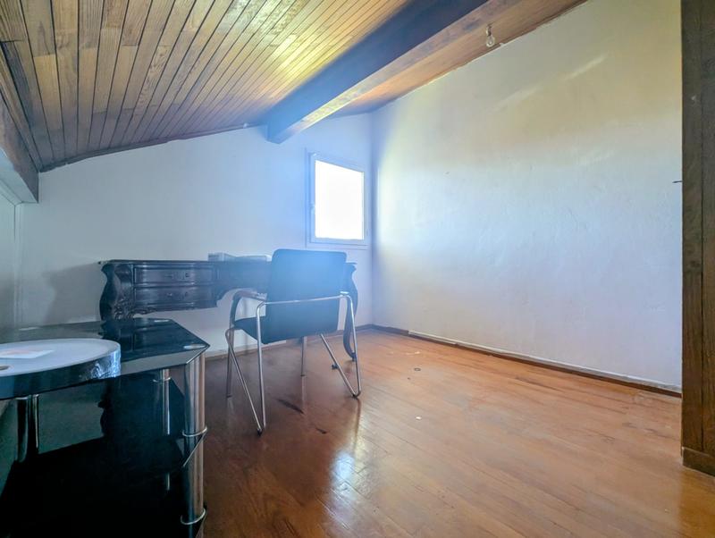 Maison traditionnelle - 145 m² - 7 pièces