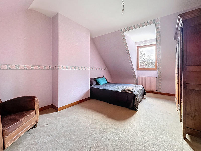 Maison - 140 m² - 6 pièces