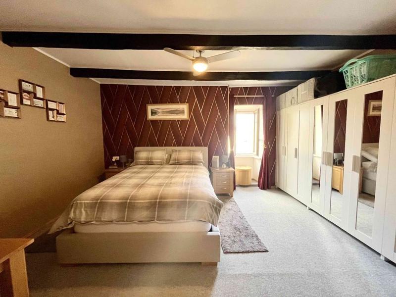 Maison en pierre - 100 m² - 4 pièces