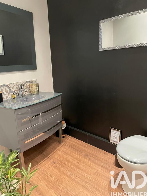 Maison - 203 m² - 7 pièces