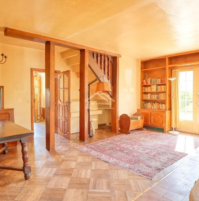 Maison - 111 m² - 5 pièces