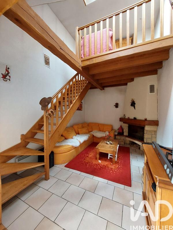 Maison - 284 m² - 11 pièces