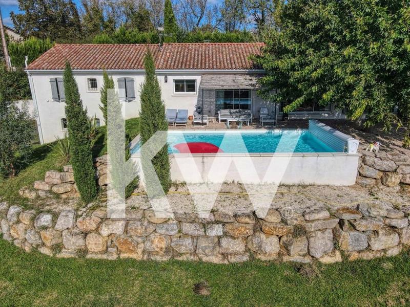 Propriété - 157 m² - 6 pièces