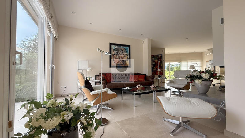 Maison - 172 m² - 6 pièces