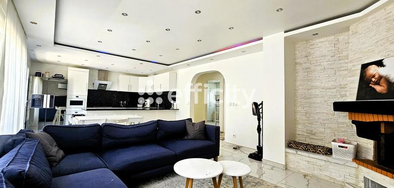 Pavillon - 156 m² - 6 pièces