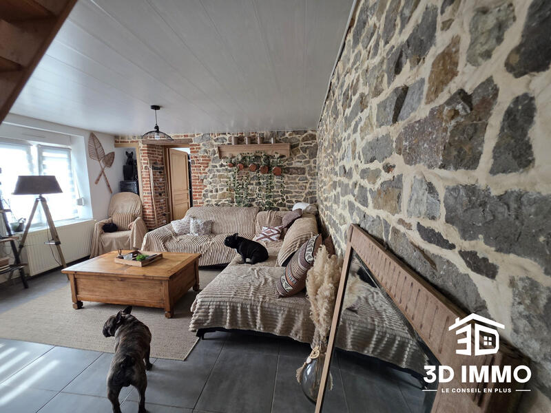 Maison - 92 m² - 5 pièces