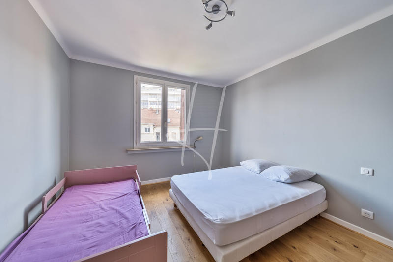 Appartement - 77 m² - 3 pièces