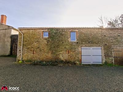 Maison - 94 m² - 4 pièces