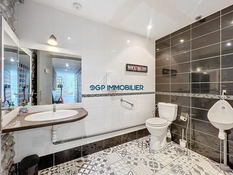 Local d'activités - 500 m²