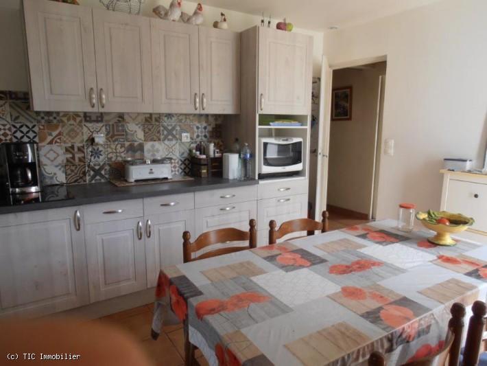 Propriété - 220 m² - 10 pièces