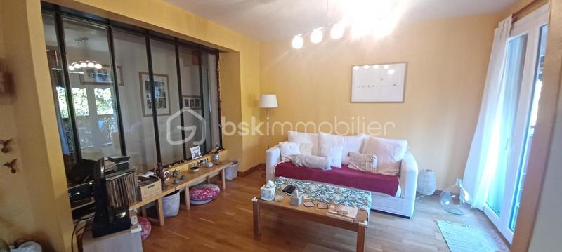 Appartement - 83 m² - 4 pièces