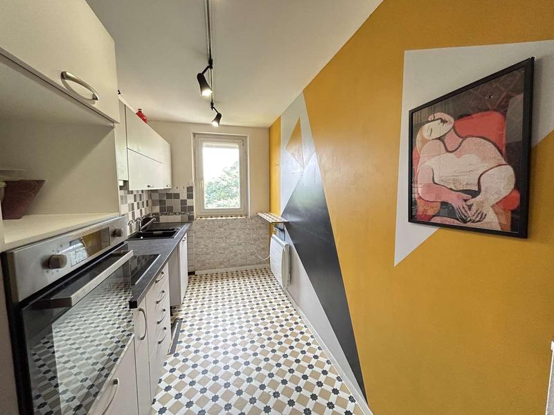 Appartement - 75 m² - 4 pièces