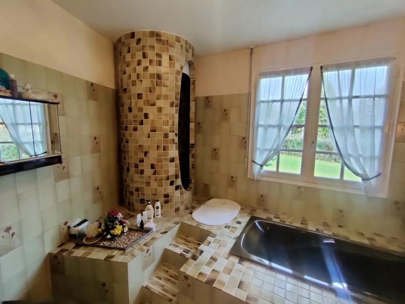 Villa - 270 m² - 5 pièces