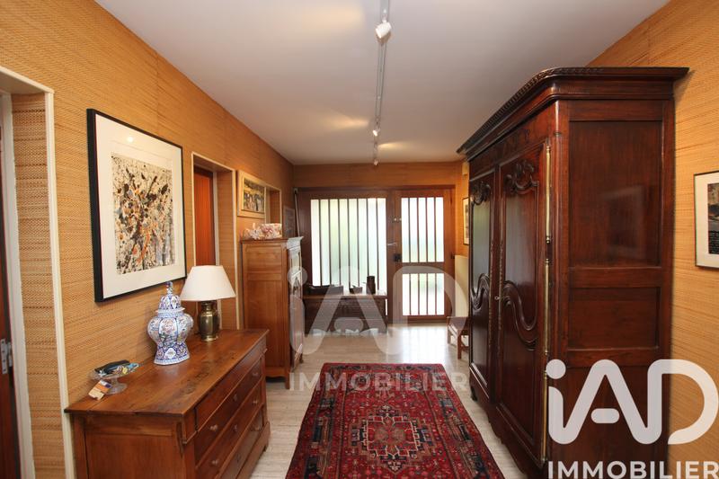 Maison - 223 m² - 8 pièces