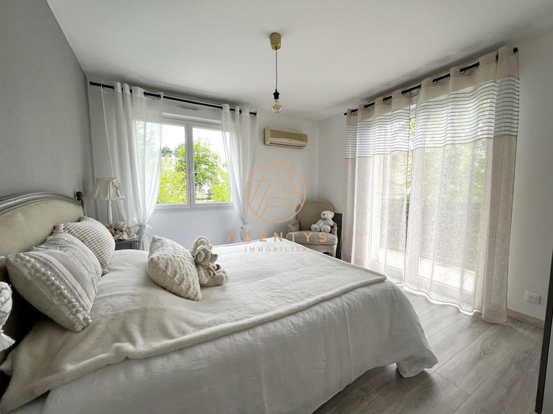 Appartement - 117 m² - 4 pièces