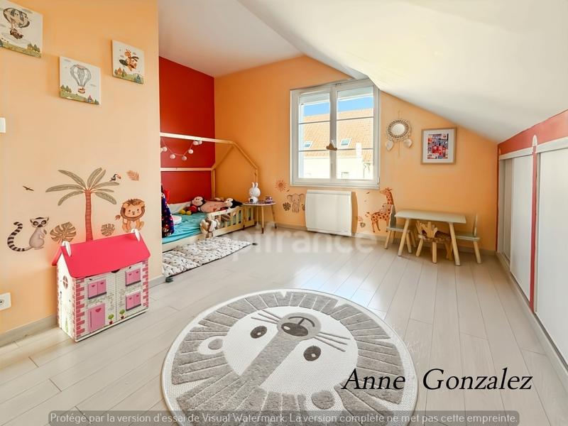 Maison de ville - 138 m² - 7 pièces