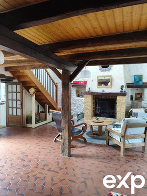 Maison traditionnelle - 135 m² - 5 pièces