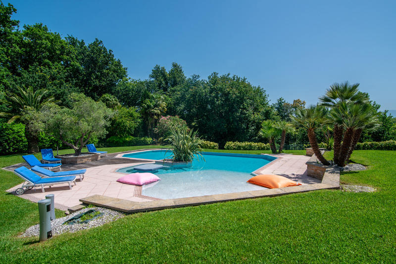 Maison - 196 m² - 5 pièces