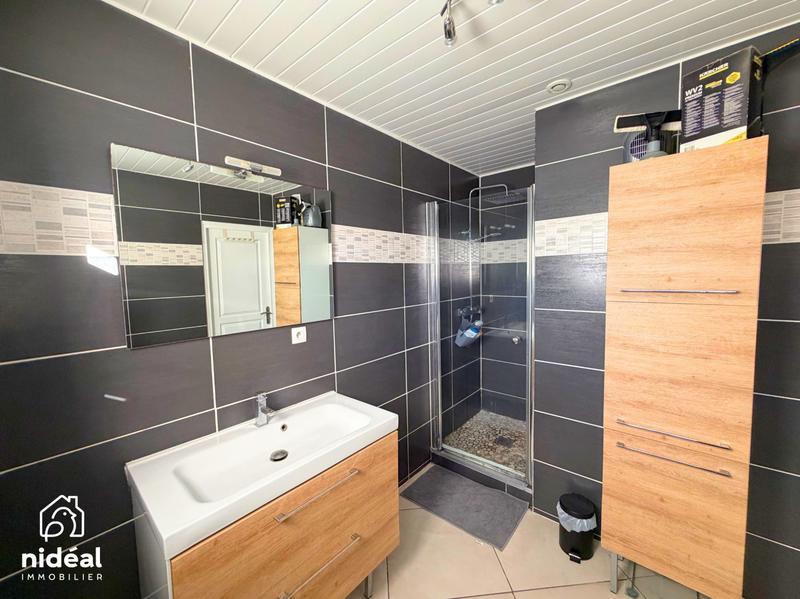 Maison - 106 m² - 7 pièces