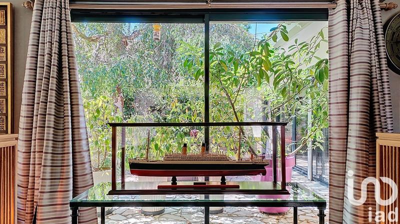 Maison de maîtres - 228 m² - 8 pièces