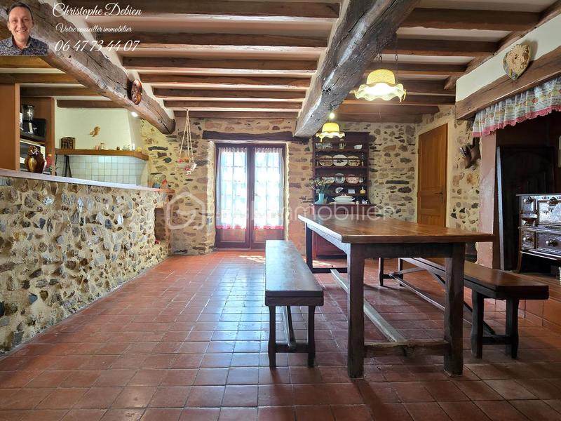 Longère - 200 m² - 7 pièces