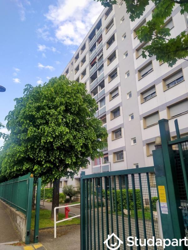 Chambre - 12 m² - 1 pièce