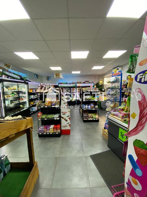 Local commercial - 100 m² - 2 pièces